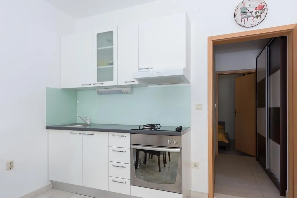 Villa Apartments Marko & Simun Kaštela 0*,  Κροατία