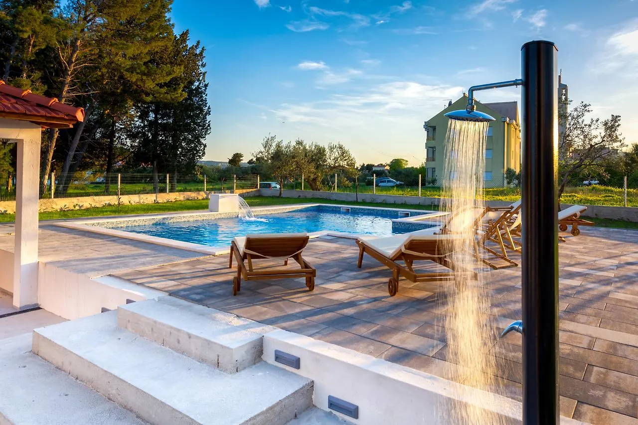 Villa Apartments Marko & Simun Kaštela